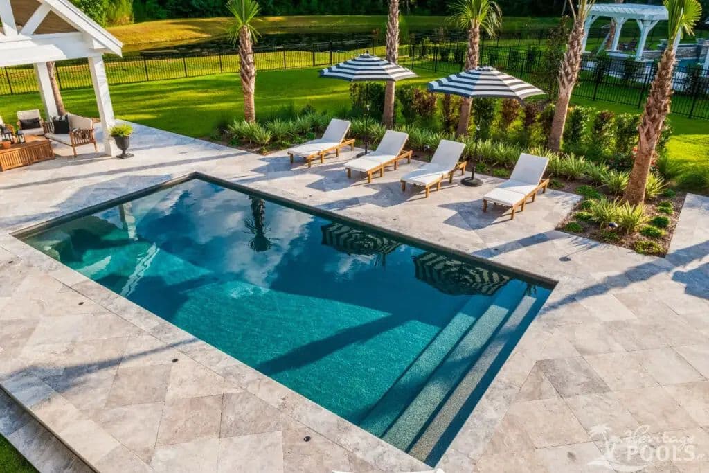 Terrasse de piscine